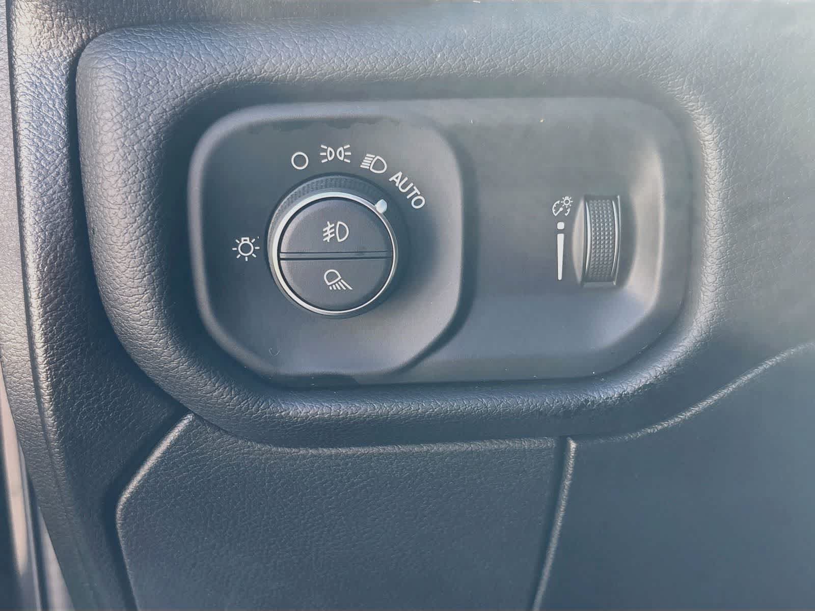 Used 2025 RAM 3500 Big Horn AWD/4WD image 10