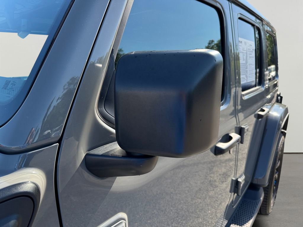 Used 2023 Jeep Wrangler Unlimited Sahara w/ Cold Weather Group AWD/4WD image 11