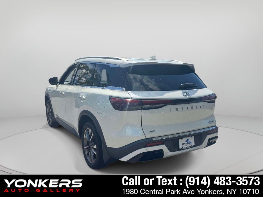 Used 2023 INFINITI QX60 Luxe w/ Cargo Package AWD/4WD image 3