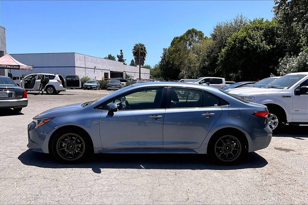 Used 2022 Toyota Corolla LE w/ Carpet Mat Package (TMS) FWD image 7