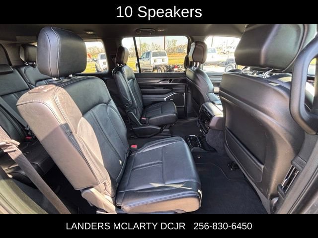 Used 2024 Jeep Wagoneer Series II image 13