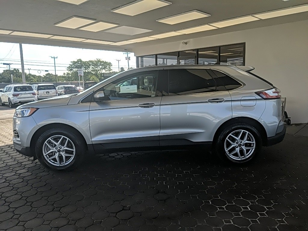 Certified 2023 Ford Edge SEL image 8