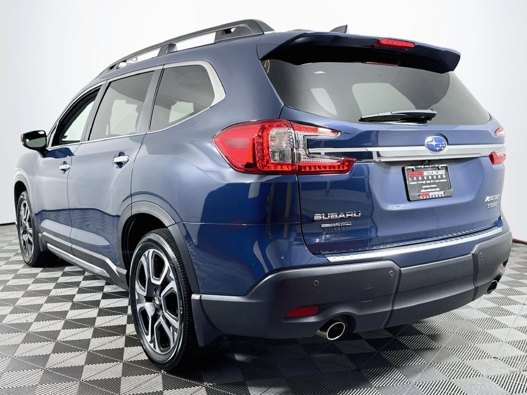 Used 2024 Subaru Ascent Touring AWD/4WD image 5