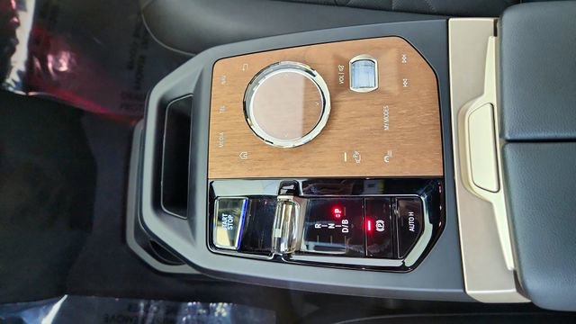 Used 2024 BMW iX xDrive50 w/ Premium Package image 49