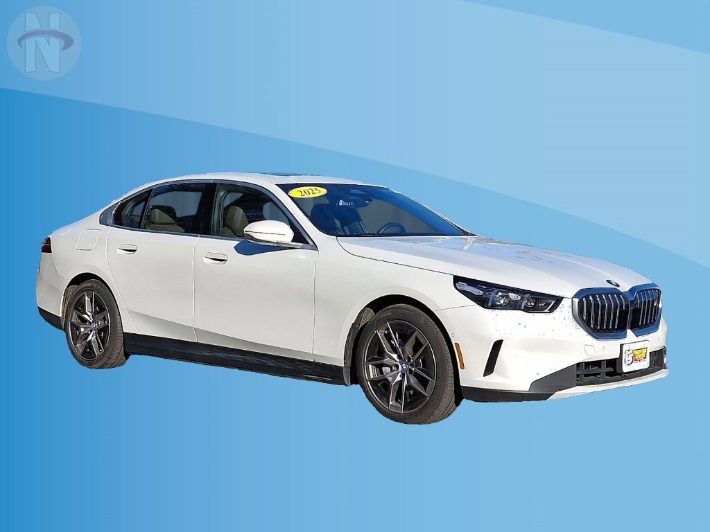 Used 2025 BMW i5 xDrive40 w/ Premium Package image 1
