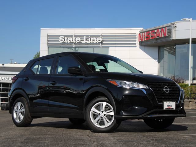 Certified 2025 Nissan Kicks Play S FWD image 1