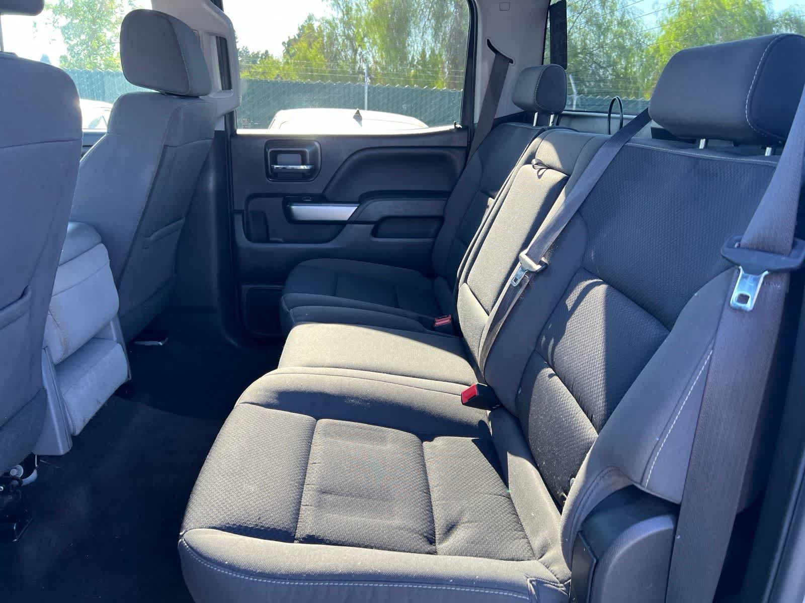 Used 2018 Chevrolet Silverado 1500 LT w/ All Star Edition RWD image 11