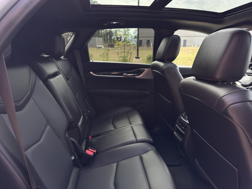 Used 2023 Cadillac XT5 Premium Luxury image 17