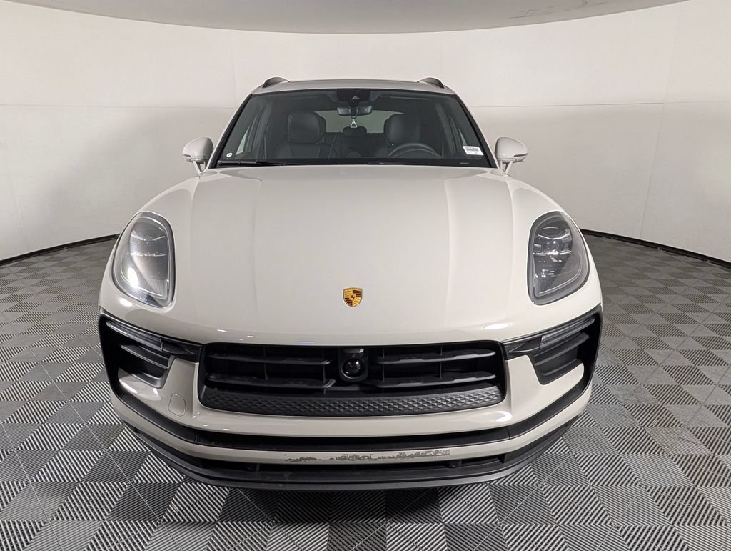 New 2026 Porsche Macan AWD/4WD image 10