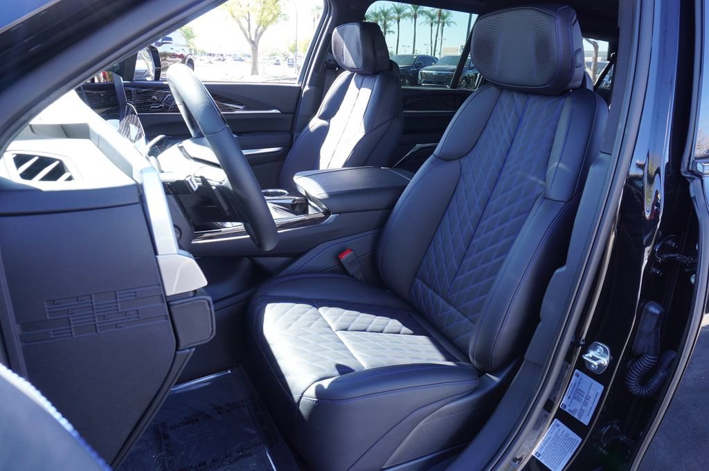New 2026 Cadillac Escalade IQL Luxury AWD/4WD image 14