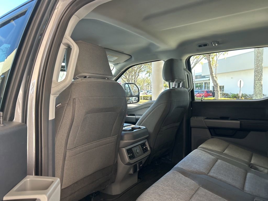 Used 2024 Ford F350 XLT w/ Camper Package image 38