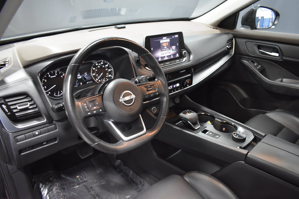 Certified 2023 Nissan Rogue SV w/ SV Premium Package AWD/4WD image 4