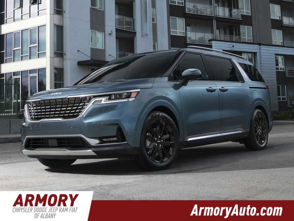 Used 2022 Kia Carnival SX Prestige w/ Paint Protection Package image 1