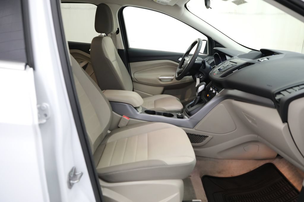 Used 2015 Ford Escape SE AWD/4WD image 9
