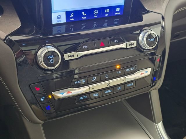 Certified 2023 Ford Explorer Platinum w/ Technology Package image 32