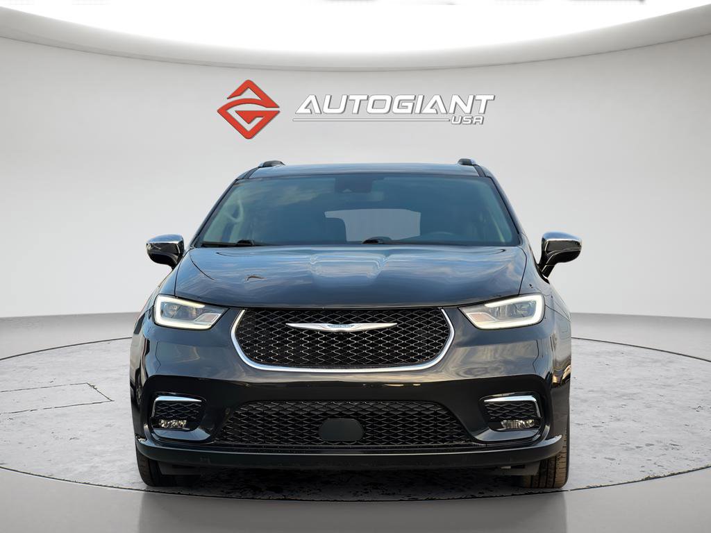 Used 2021 Chrysler Pacifica Limited image 12