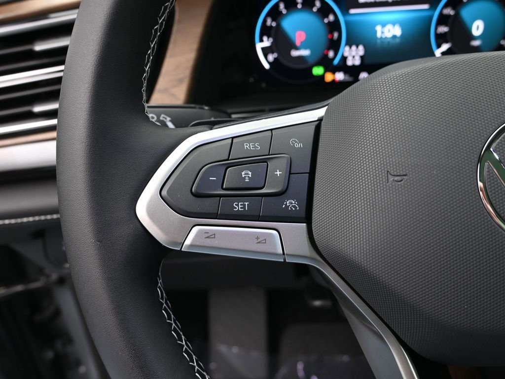 New 2026 Volkswagen Atlas SE image 16