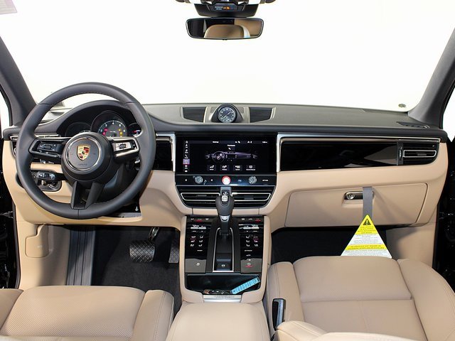 New 2025 Porsche Macan image 13