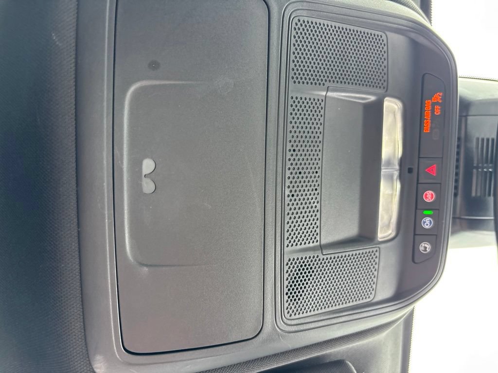 Used 2026 Chevrolet Equinox LT w/ Convenience Package II FWD image 22