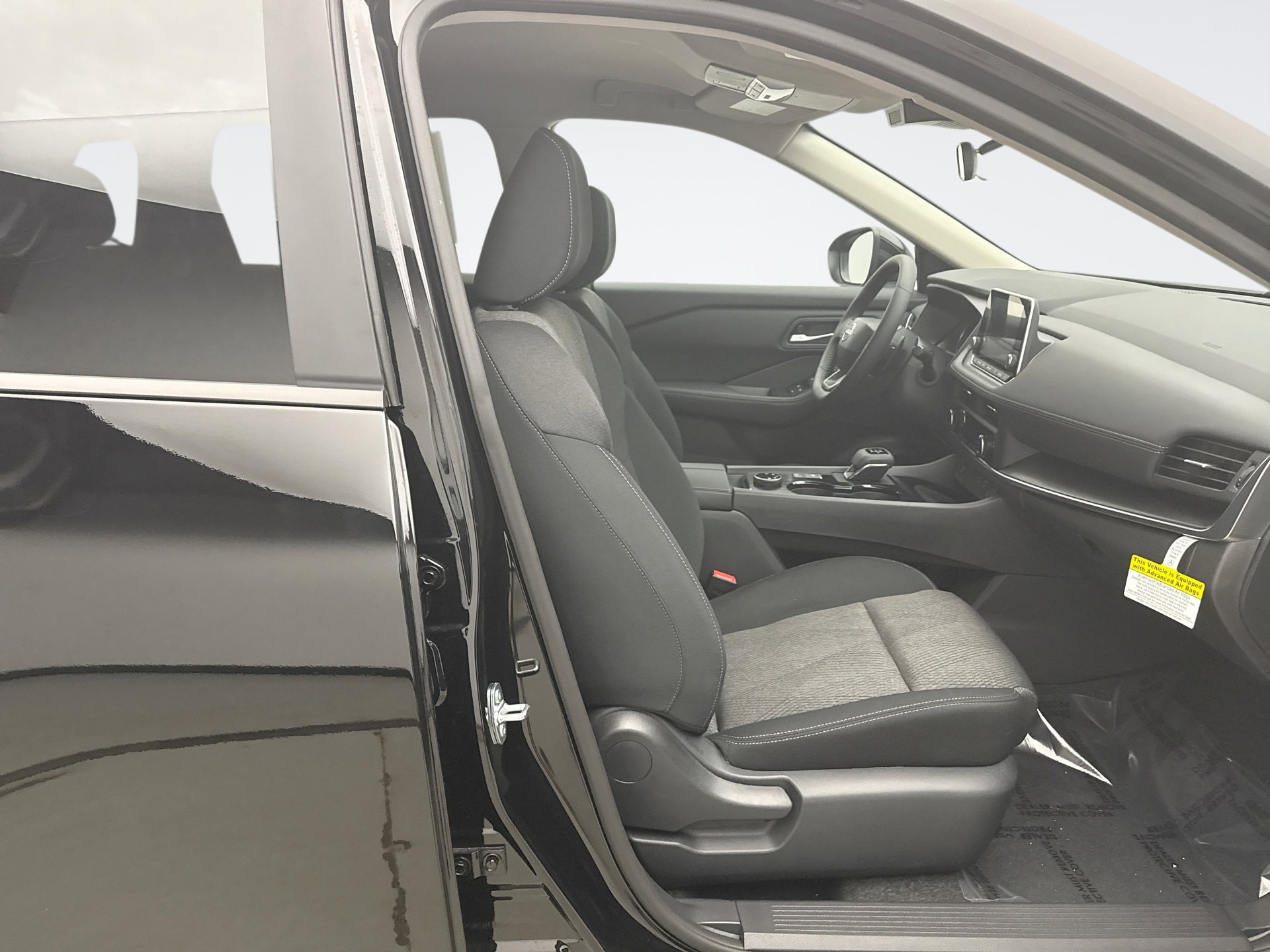 Used 2026 Nissan Rogue SV w/ Cold Weather Package image 16