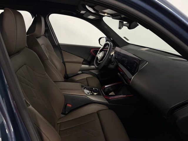 Used 2025 BMW X3 xDrive30i w/ Convenience Package image 15