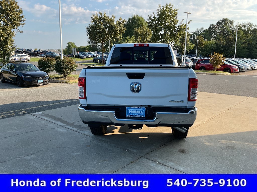 Used 2024 RAM 2500 Tradesman w/ Chrome Appearance Group AWD/4WD image 5