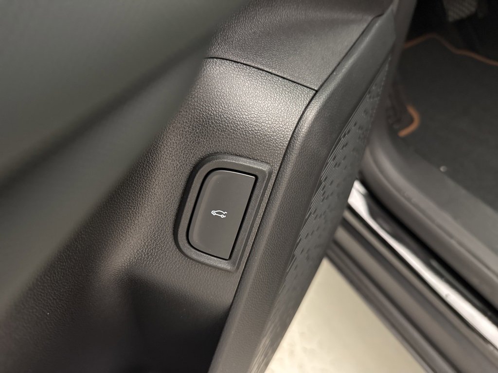 New 2026 GMC Terrain AT4 image 24