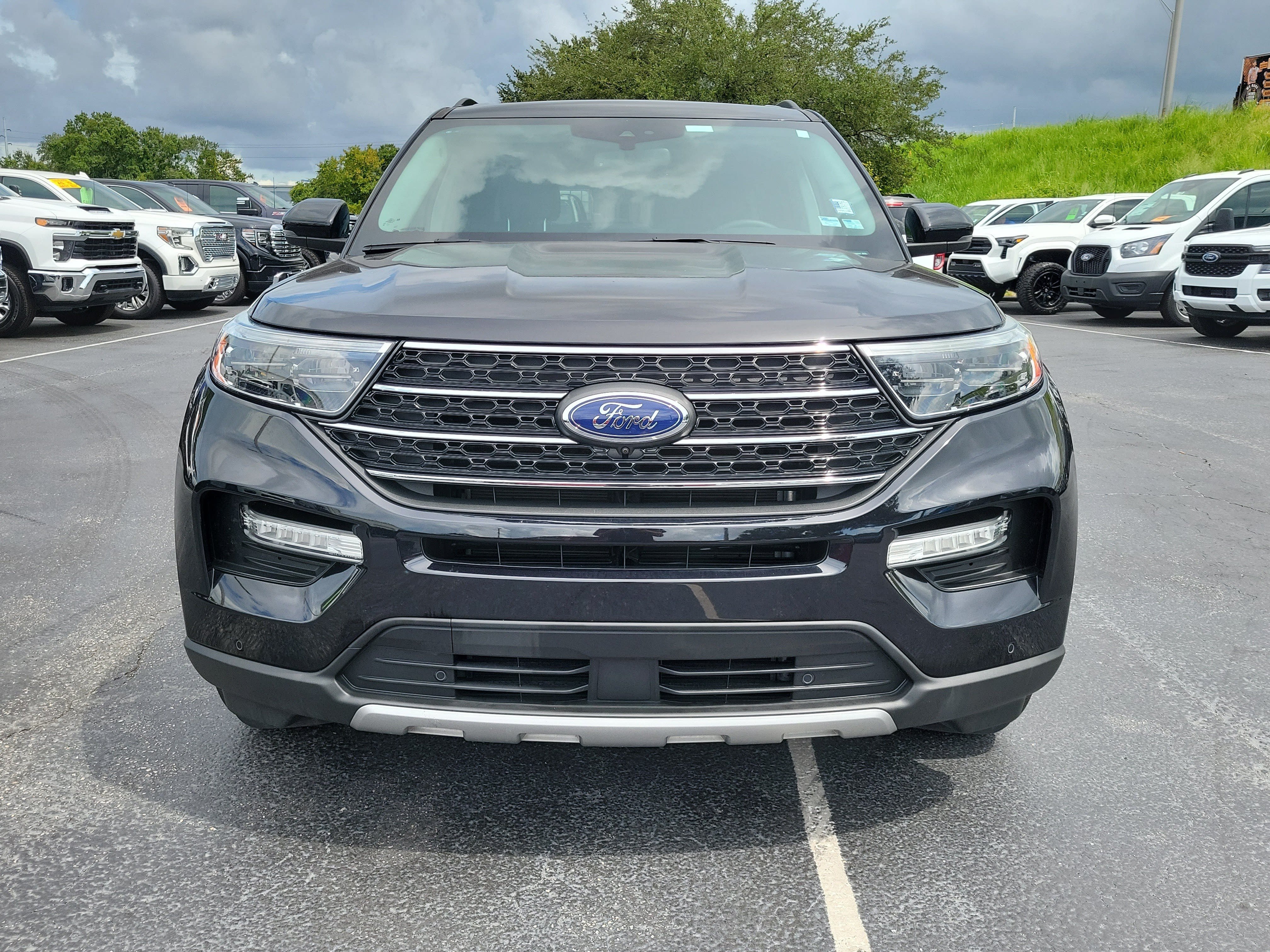 Certified 2023 Ford Explorer XLT w/ Equipment Group 202A RWD video 2