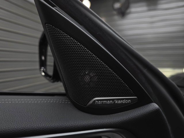 Used 2023 BMW M440i Convertible w/ Premium Package RWD image 32