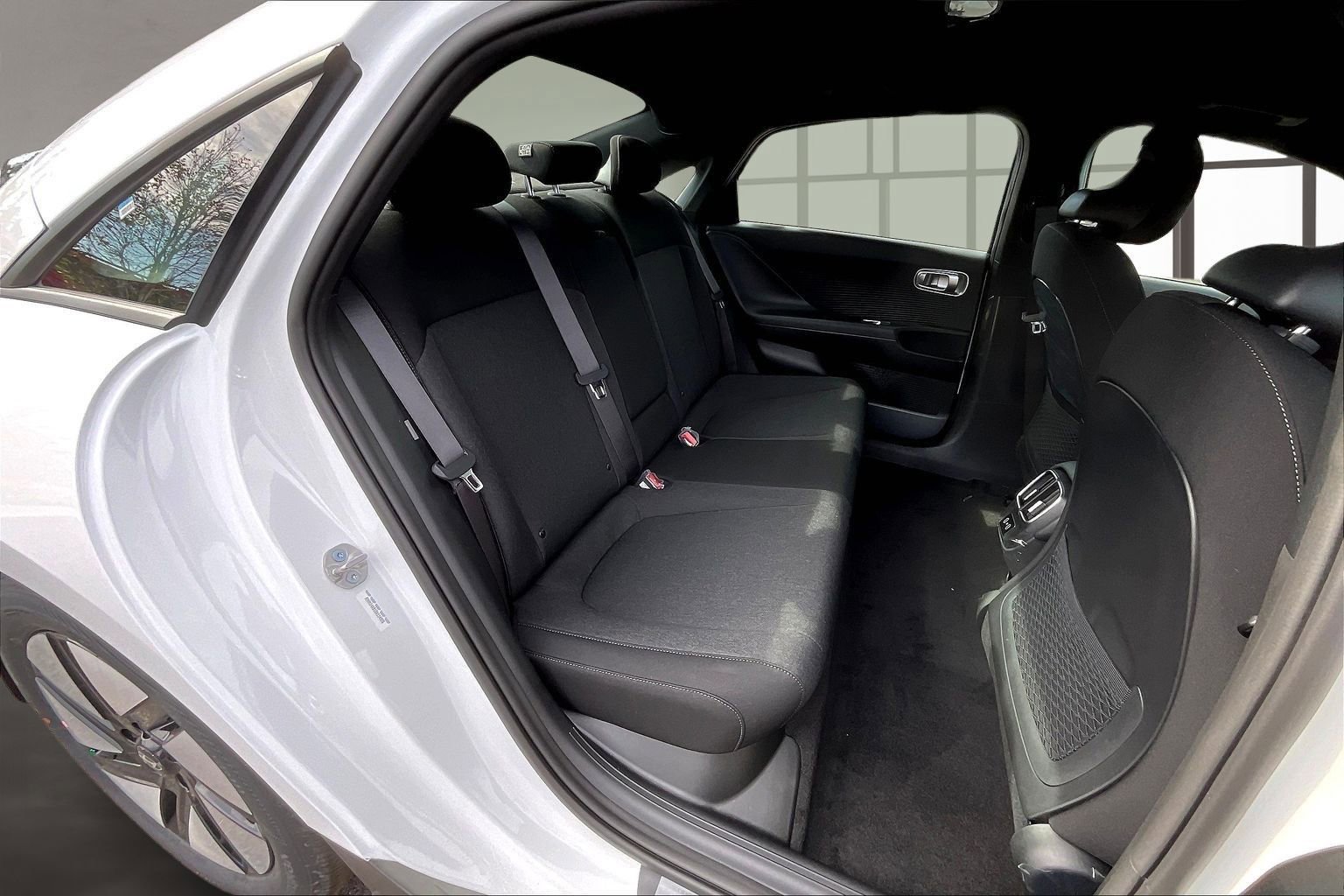 New 2025 Hyundai Ioniq 6 SE image 9