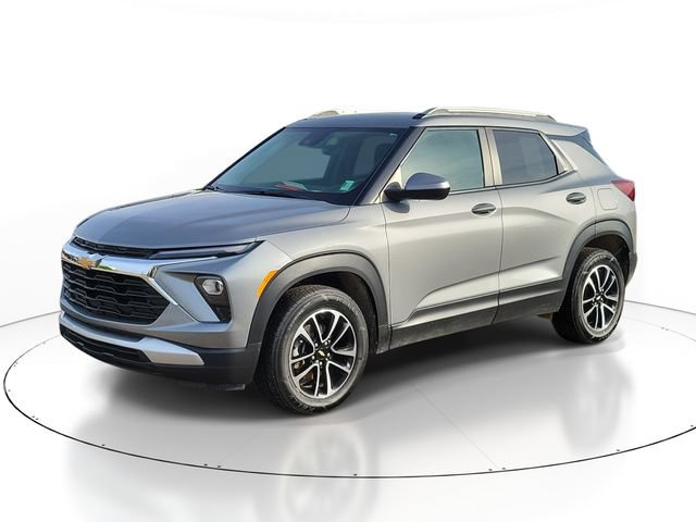 Certified 2024 Chevrolet TrailBlazer LT w/ LT Cold Weather Package AWD/4WD image 2