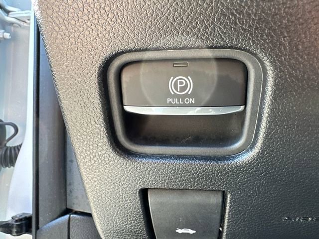 Used 2024 Jeep Grand Cherokee L Limited w/ Black Appearance Package AWD/4WD image 36