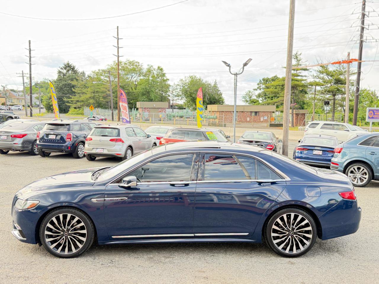 Used 2017 Lincoln Continental Black Label w/ Technology Package AWD/4WD image 7
