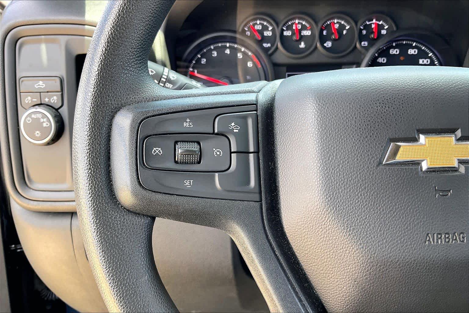 Used 2022 Chevrolet Silverado 1500 Custom image 24