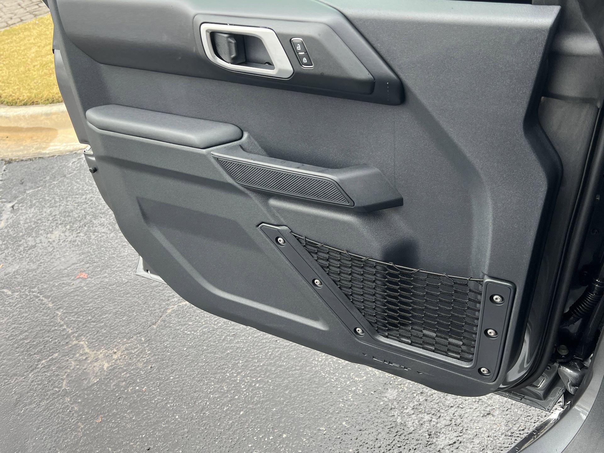 New 2025 Ford Bronco Badlands image 16