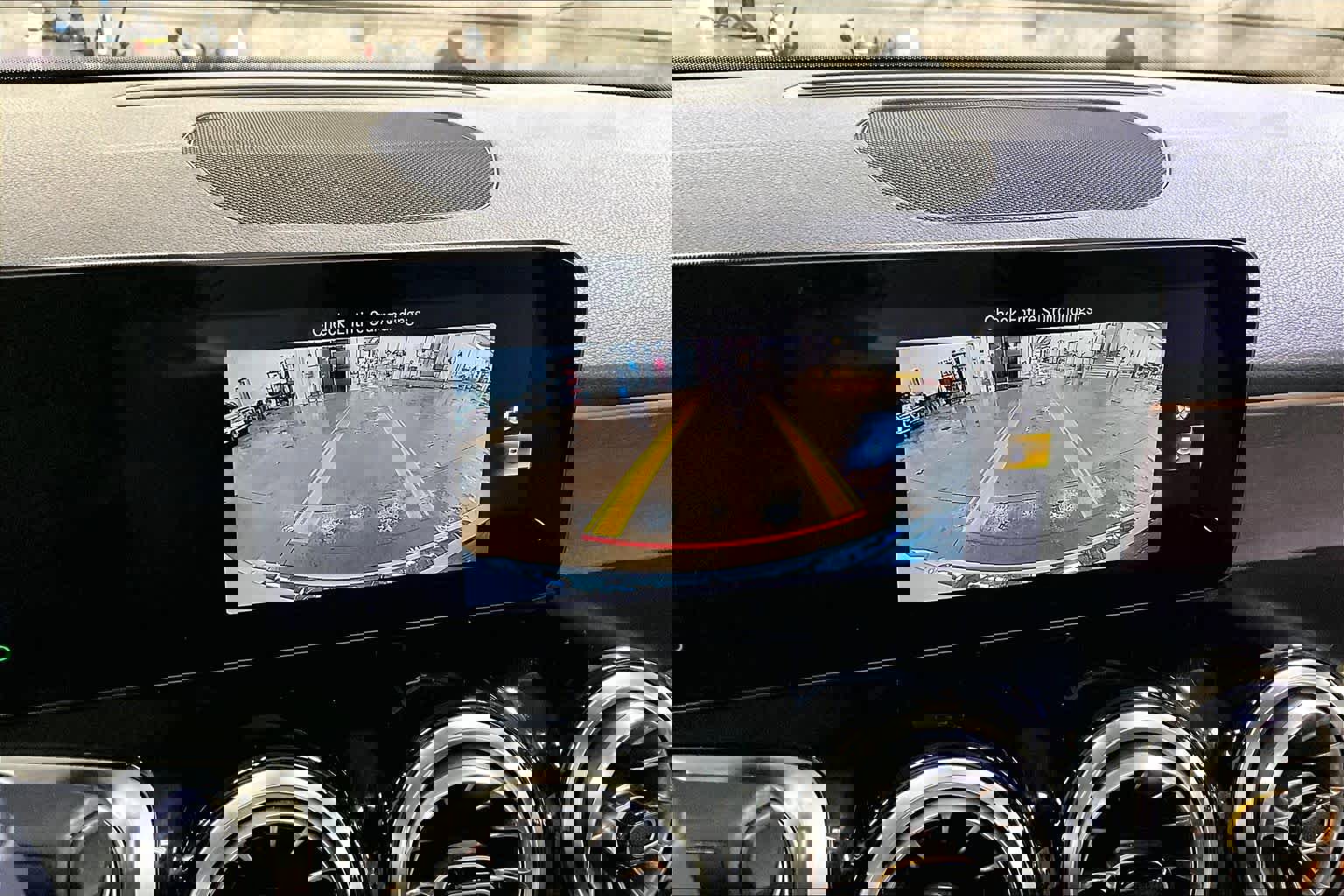 Used 2023 Mercedes-Benz GLB 250 4MATIC image 29