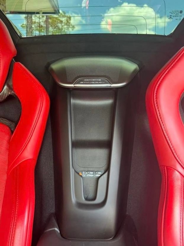 Used 2022 Chevrolet Corvette Stingray Premium Conv w/ Z51 Performance Package RWD image 15