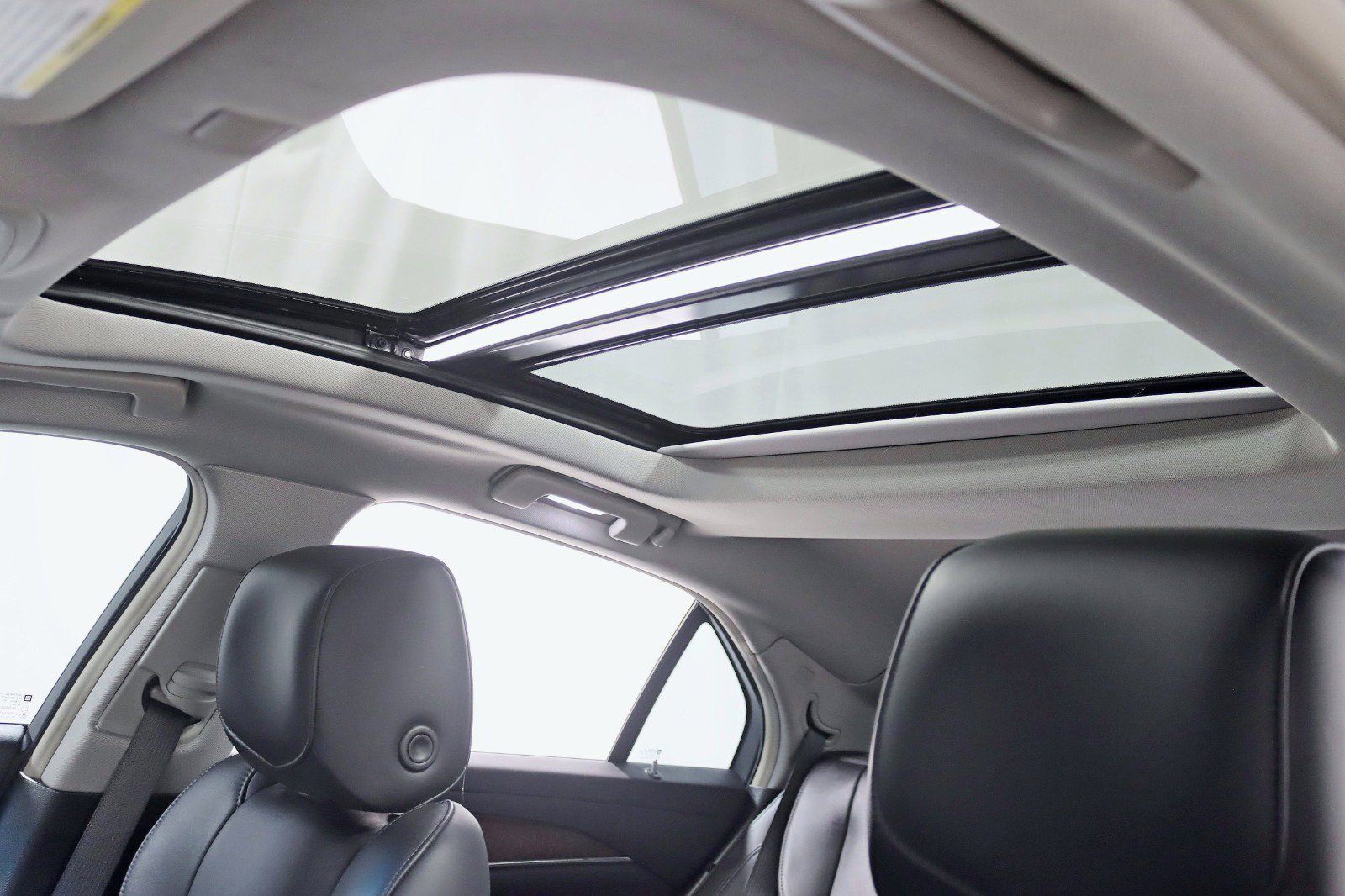 Used 2017 Cadillac CTS Luxury image 27