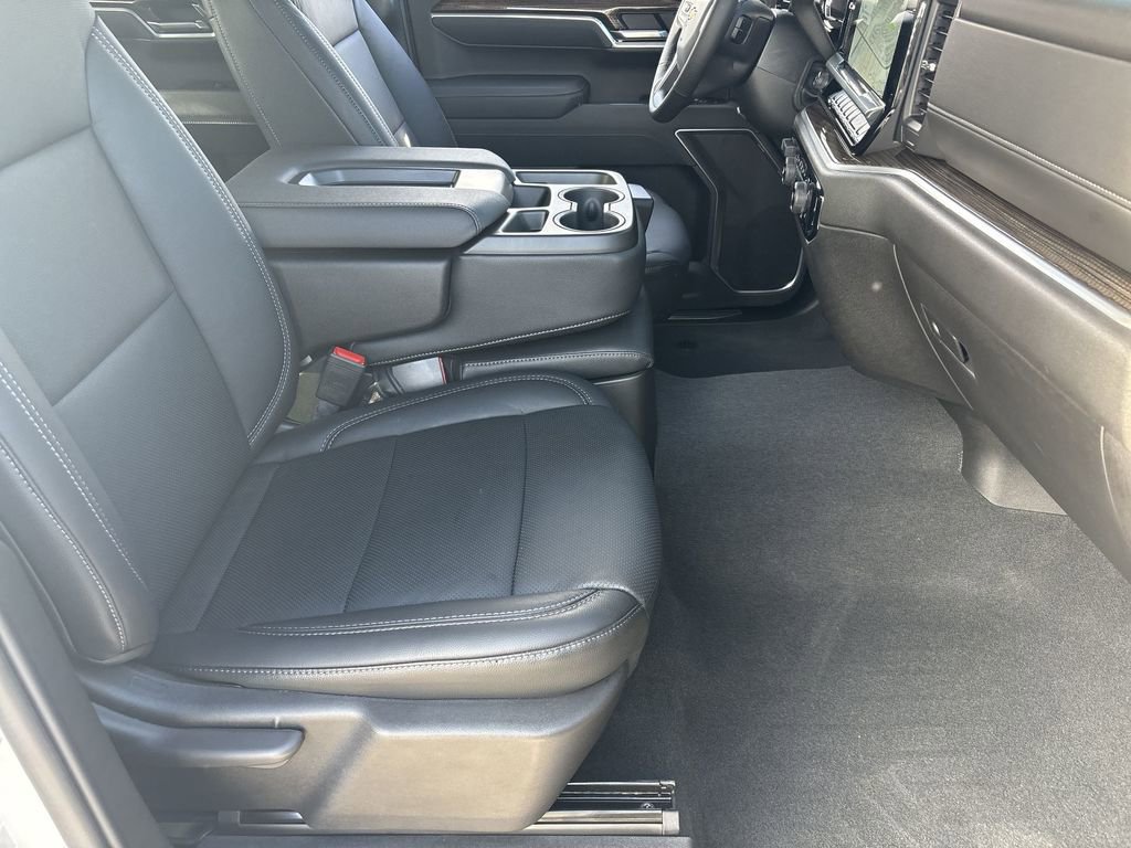 Used 2026 Chevrolet Silverado 1500 LT image 28