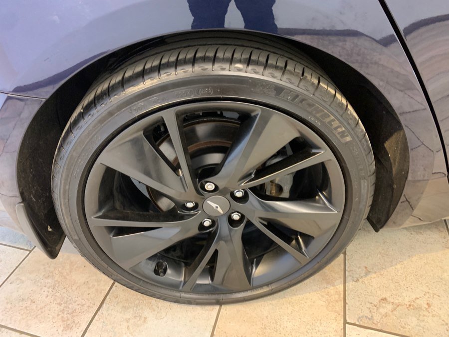 Used 2023 Genesis G70 2.0T w/ Sport Prestige Package image 10