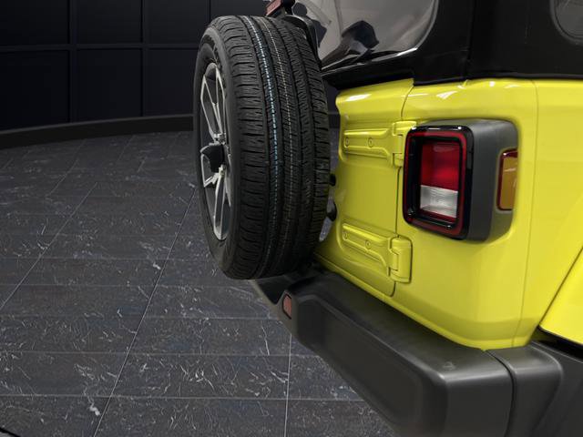 Used 2024 Jeep Wrangler Unlimited image 29