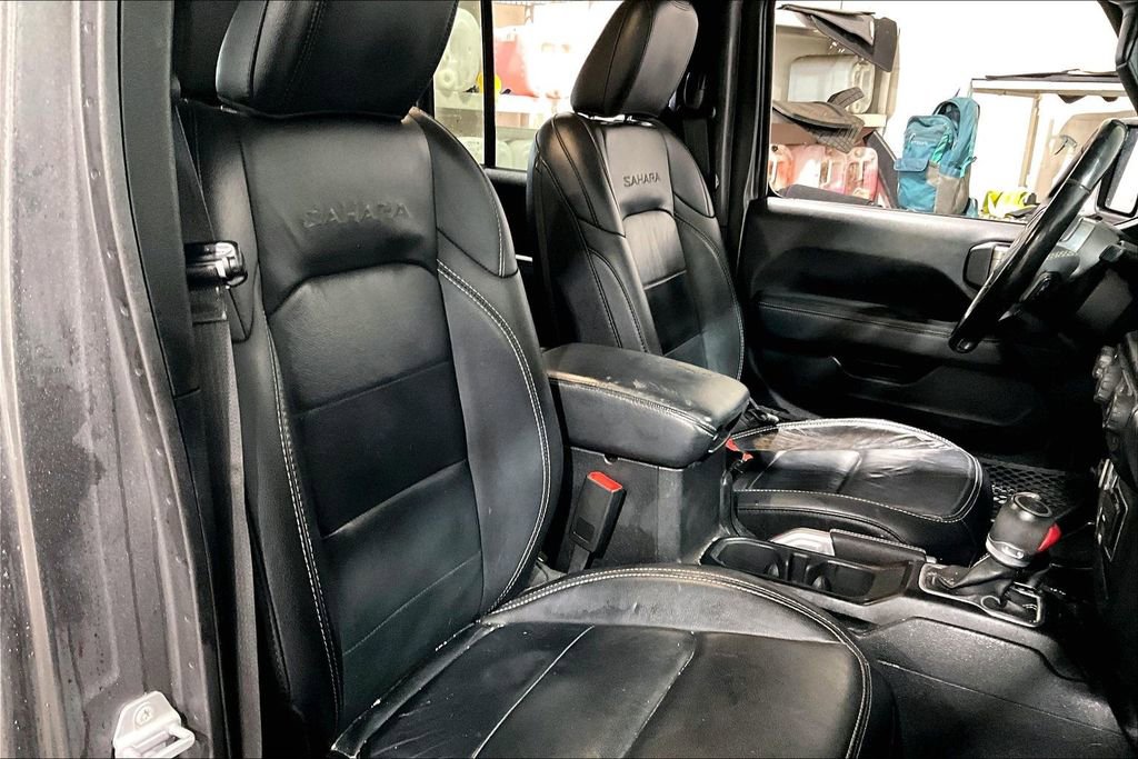 Used 2019 Jeep Wrangler Unlimited Sahara image 27