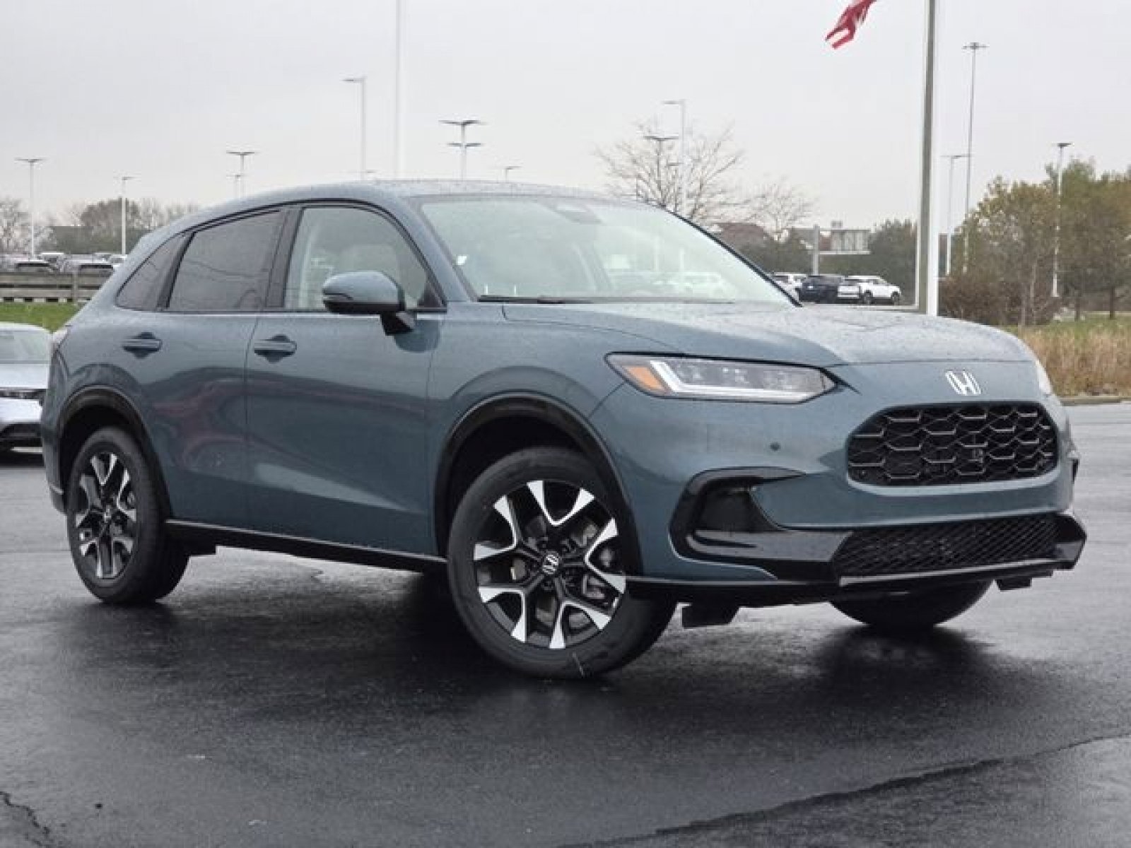 New 2026 Honda HR-V EX-L image 2