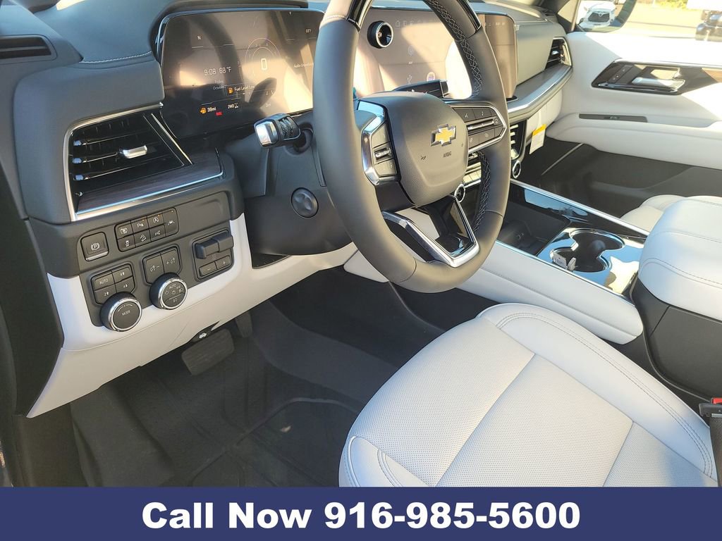 New 2026 Chevrolet Suburban Premier image 14