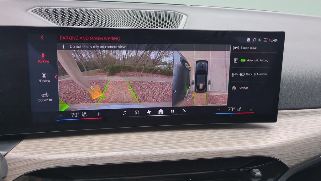 Used 2025 BMW i4 eDrive40 w/ Parking Assistance Package image 17