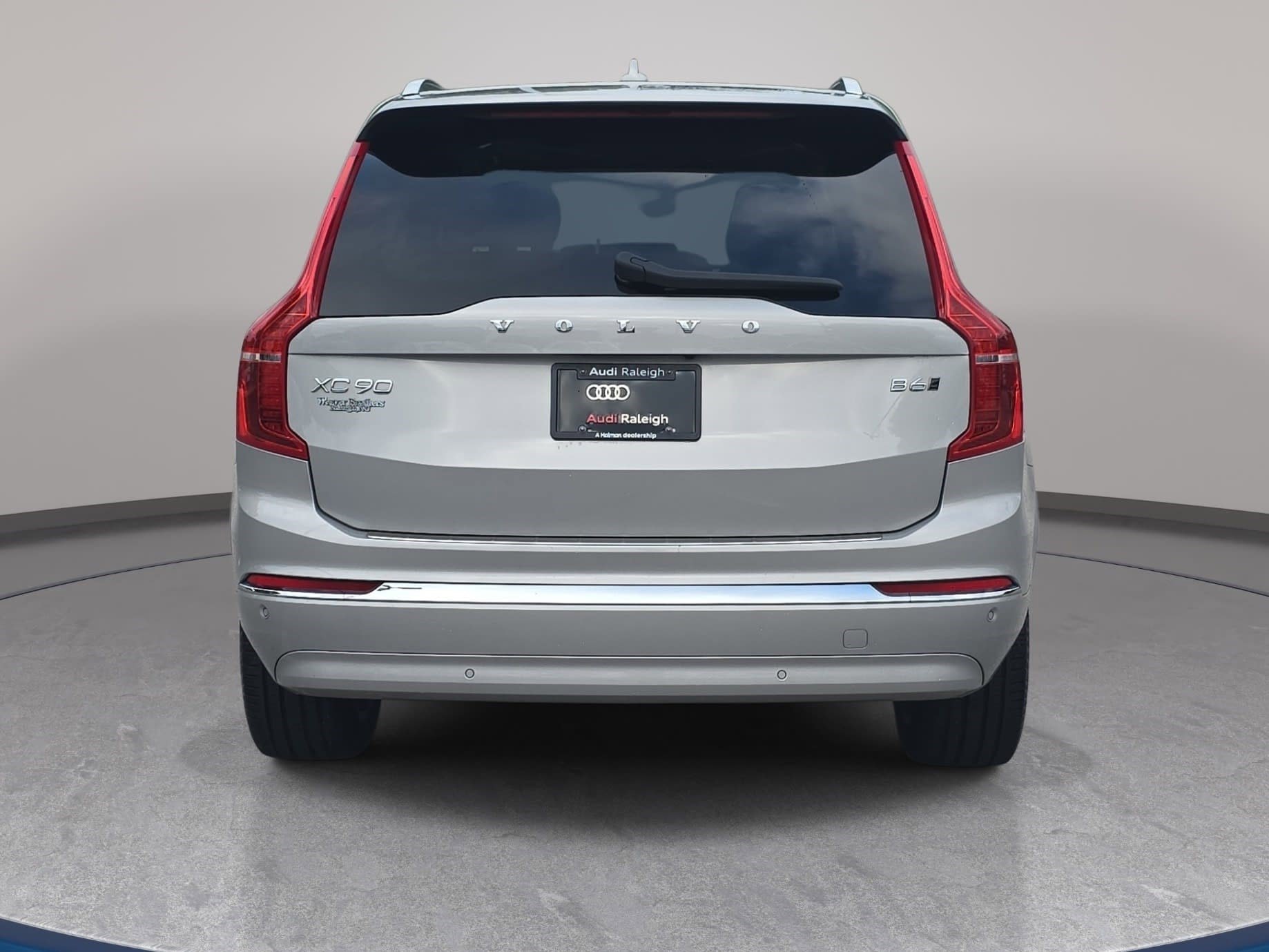 Used 2024 Volvo XC90 B6 Plus w/ Protection Package Premier AWD/4WD image 6