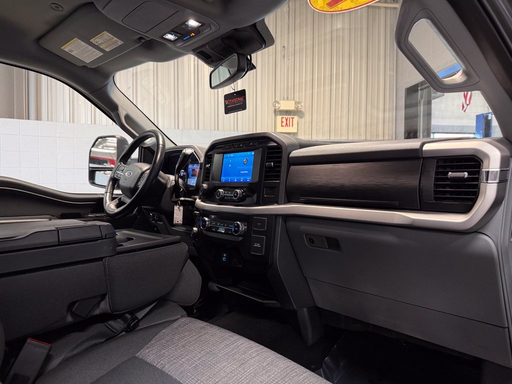 Used 2022 Ford F150 XLT w/ Equipment Group 301A Mid AWD/4WD image 18