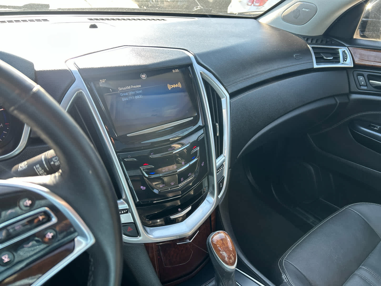 Used 2014 Cadillac SRX Luxury image 28