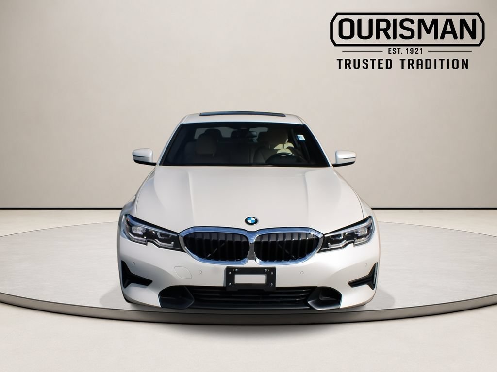 Used 2020 BMW 330i xDrive Sedan w/ Premium Package AWD/4WD image 4