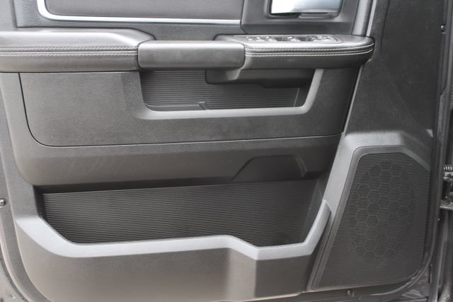 Used 2025 RAM 3500 Big Horn AWD/4WD image 24